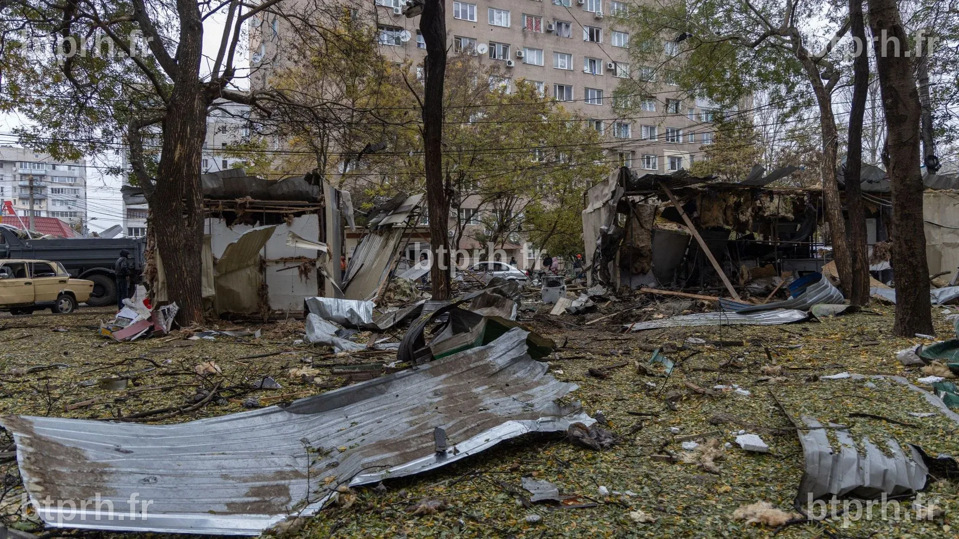 Guerre en Ukraine : des drones ukrainiens frappent une raffinerie en ...