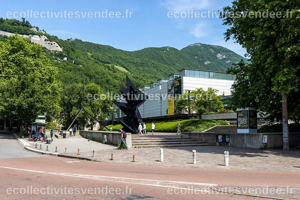 Musée de Grenoble à Grenoble - Monumentum