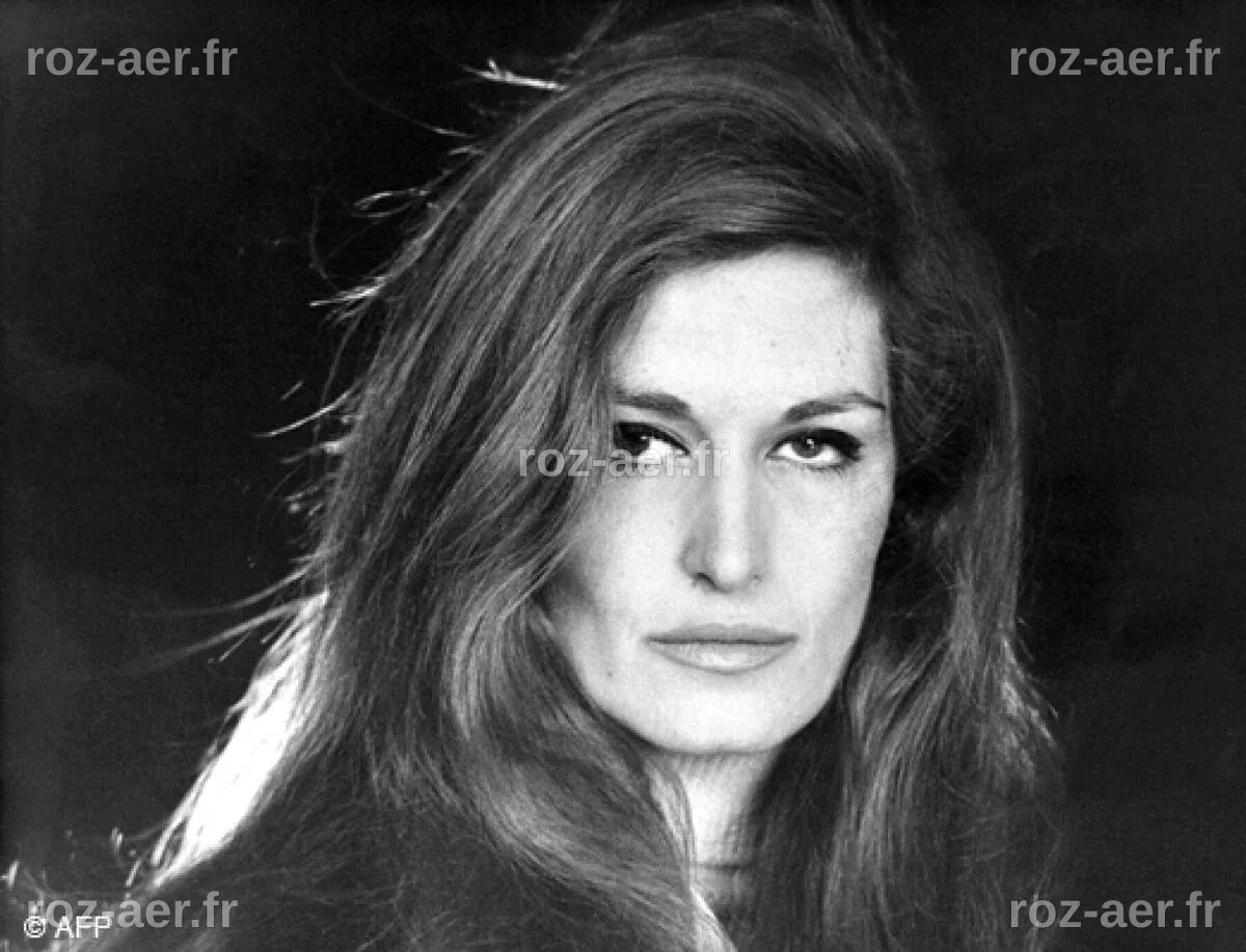 Dalida : vie et carrière d'une légende de la chanson française
