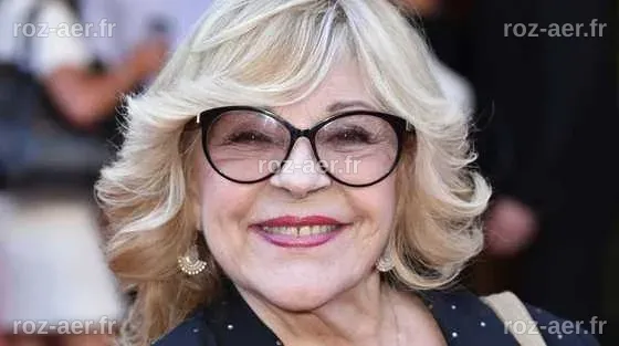 Biographie de Nicoletta: Son âge, partenaires, enfant et carrière ...