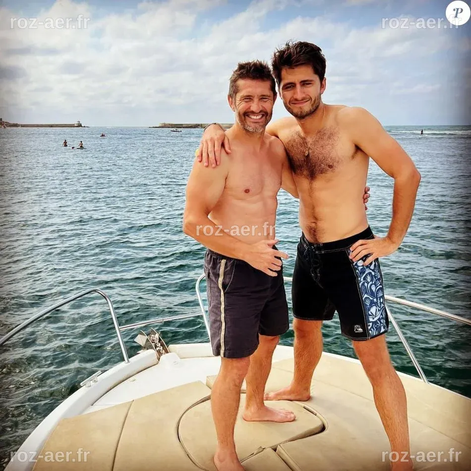 Bixente Lizarazu avec son fils Tximista à Saint-Jean-de-Luz le 6 août ...