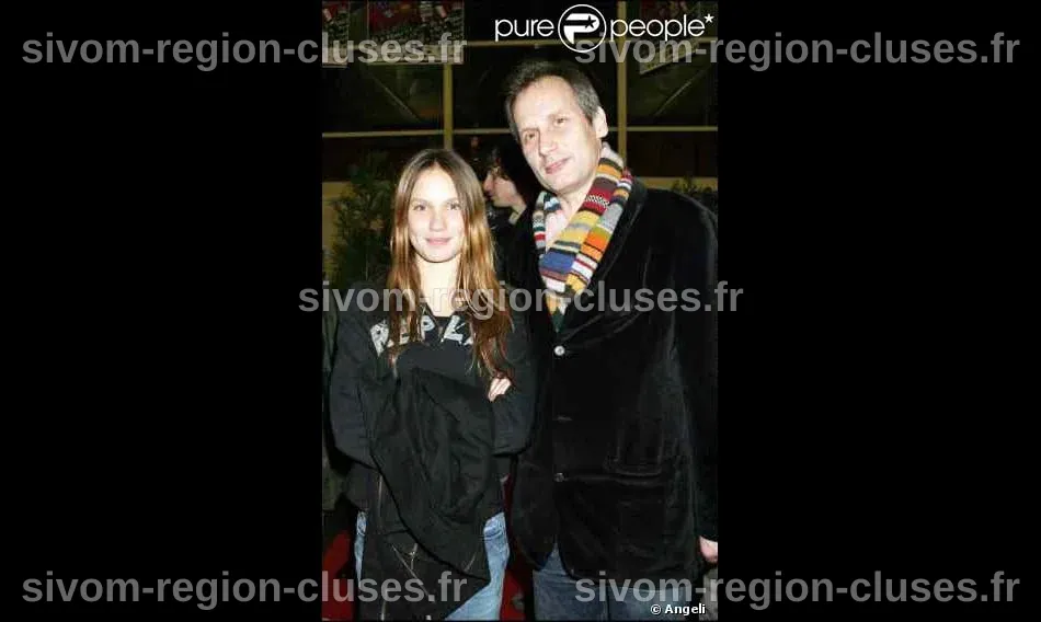 Ana Girardot et son père Hippolyte Girardot en 2004 - Purepeople