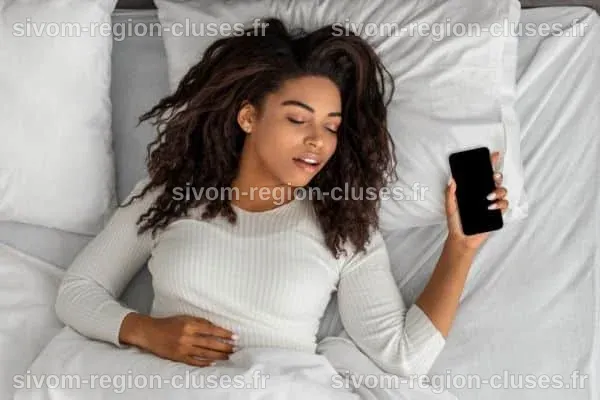 Dormir avec son portable : Risques et Précautions