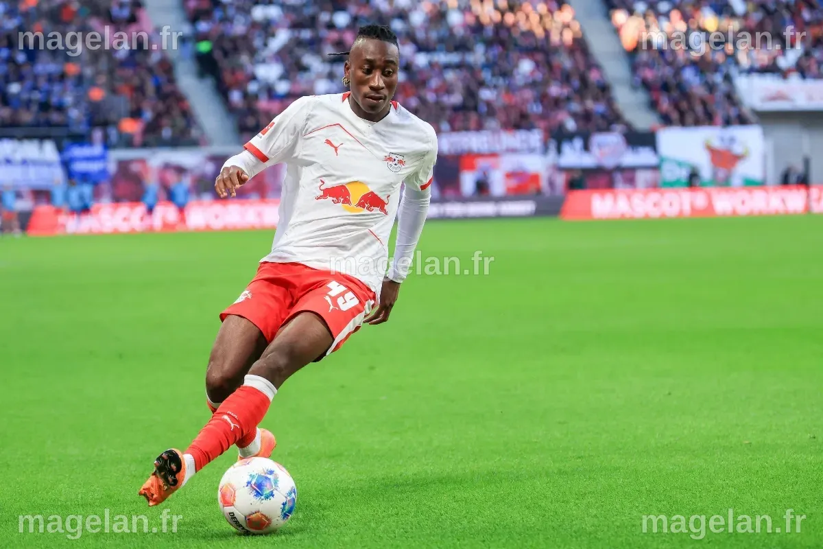 Le FC Barcelone surveille un jeune crack ivoirien
