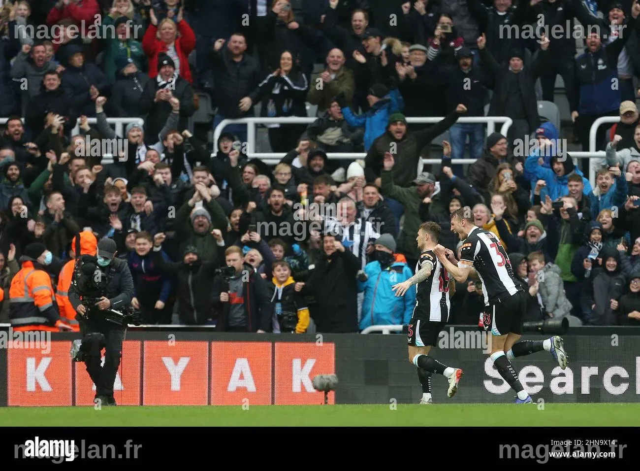 NEWCASTLE UPON TYNE, ROYAUME-UNI. FÉV 13th Kieran Trippier of Newcastle ...