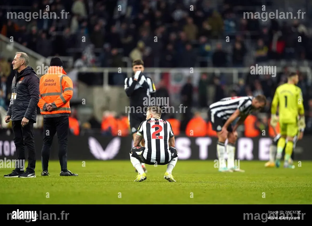 Le Kieran Trippier de Newcastle United est tombé après le match de ...