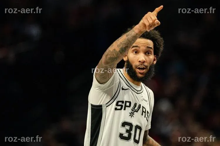 Fox scores 37 points to lead Spurs past Trail Blazers 115-102 in NBA ...
