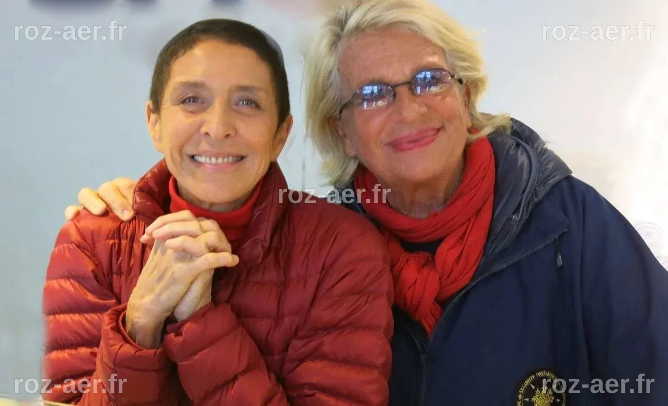 Véronique de Villèle et sa compagne : Une exploration de leur parcours et de leur impact