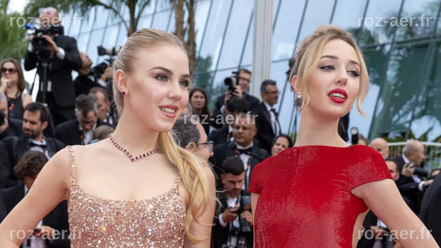 Les Princesses Maria Carolina De Bourbon Des Deux-Siciles Et Maria ...