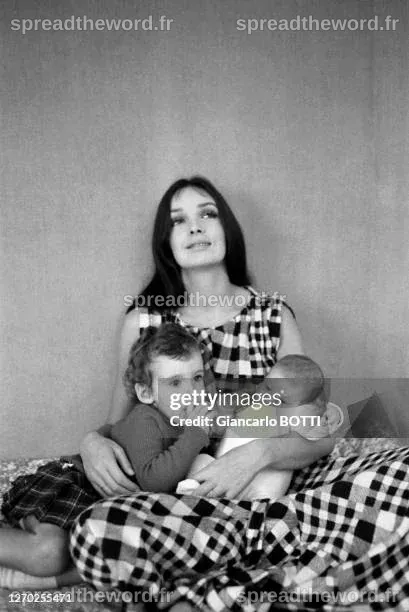Marie Laforêt Photos and Premium High Res Pictures - Getty Images