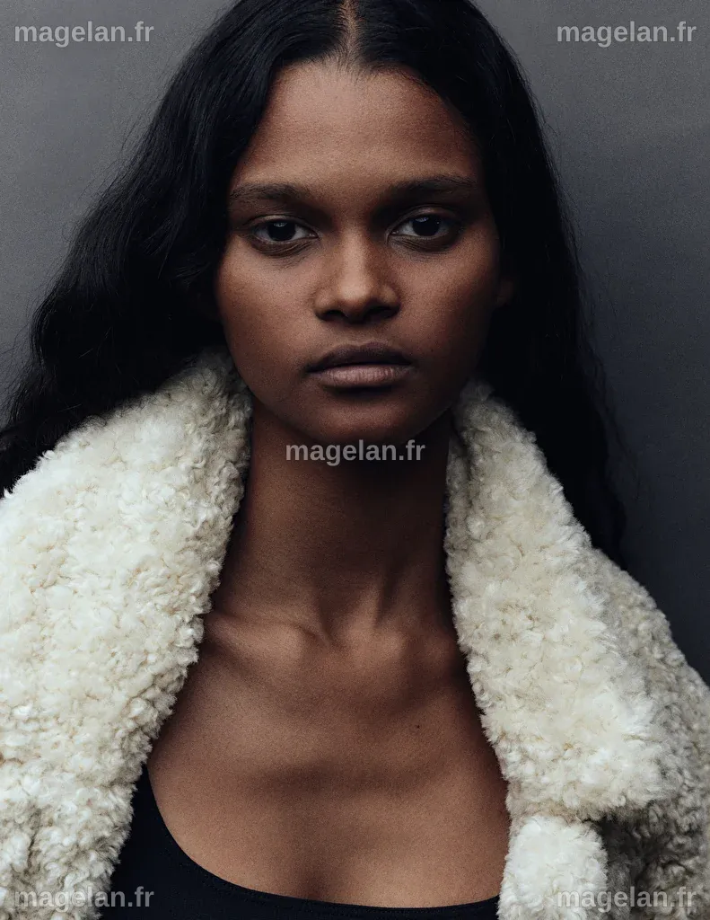 ANA ELISA | Select London | Select Model Management
