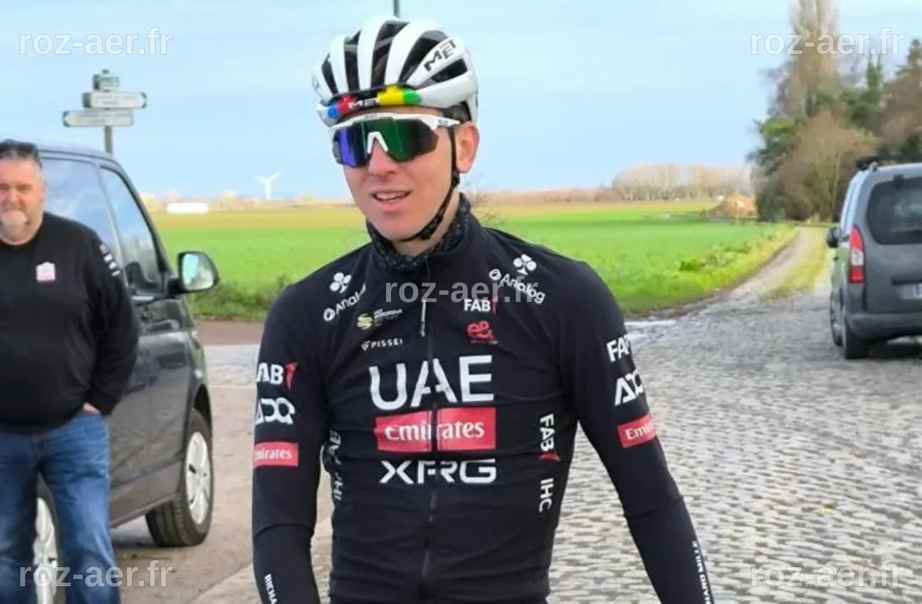 Paris-Roubaix 2026 - Tadej Pogacar est venu se tester sur les pavés ...