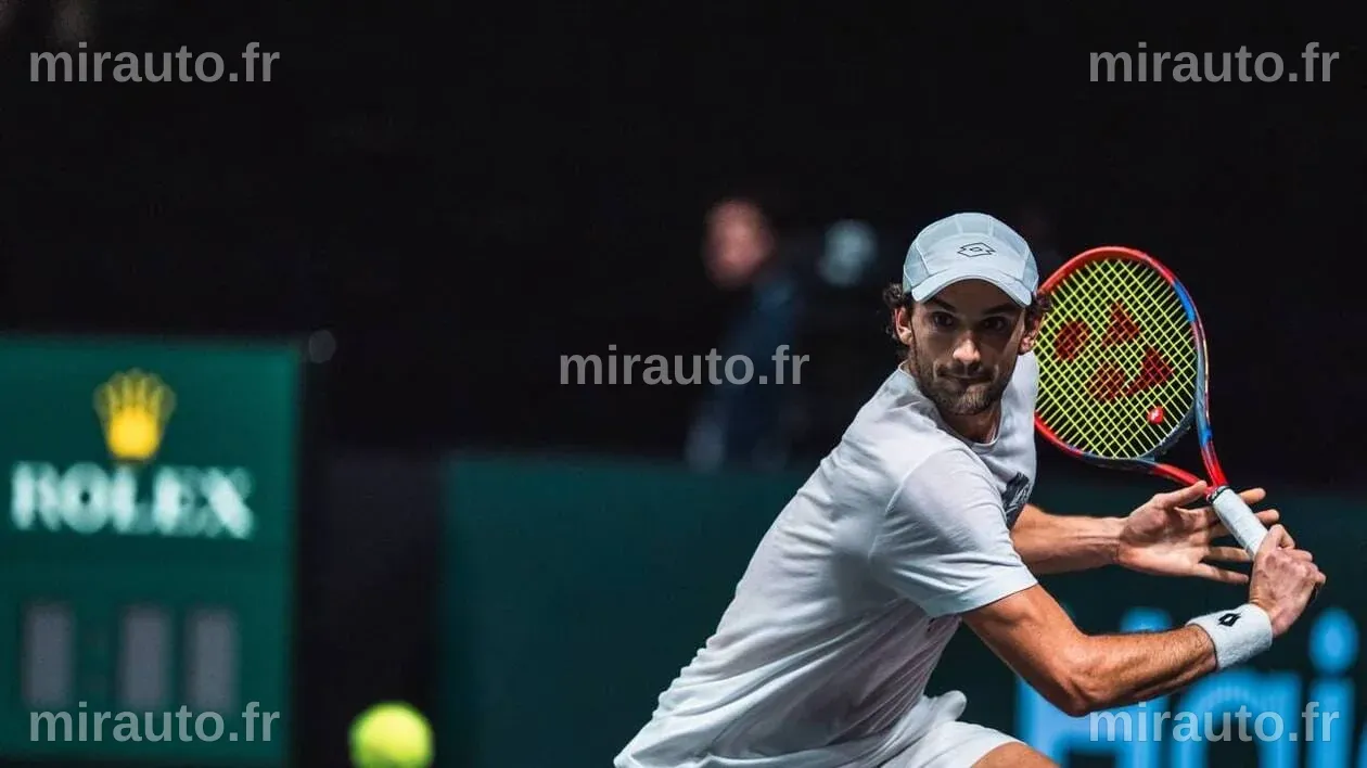 Arthur Fils s'impose face à Valentin Vacherot et atteint les quarts de finale à Miami