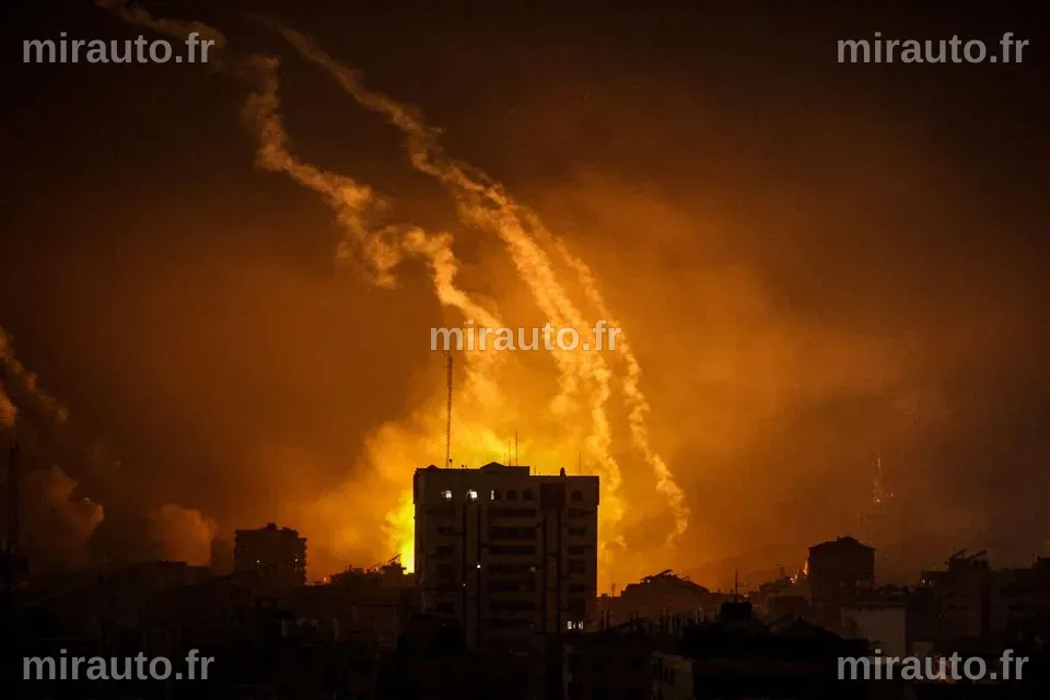 Israël intensifie ses attaques sur Gaza en pleine guerre régionale, plusieurs Palestiniens tués