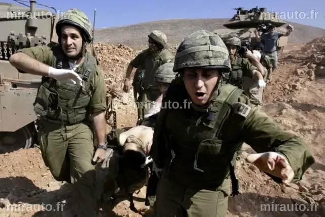 Israël intensifie ses attaques terrestres et aériennes contre le Hezbollah au Liban
