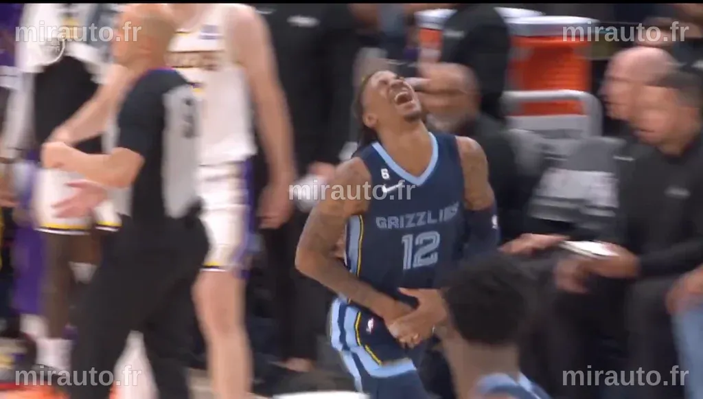 Ja Morant des Grizzlies écarté pour le reste de la saison en raison d'une blessure au coude