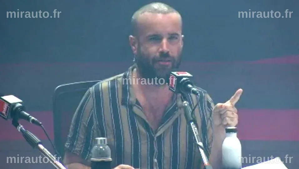 La Vie Privée d'Aymeric Lompret : Un Regard sur l'Humoriste Français