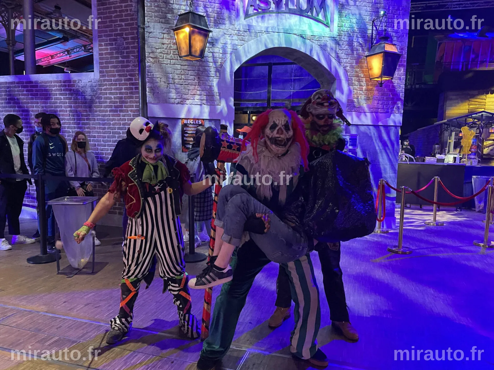 Le Festival Techno d'Halloween fait son grand retour à Paris dans des hangars spectaculaires
