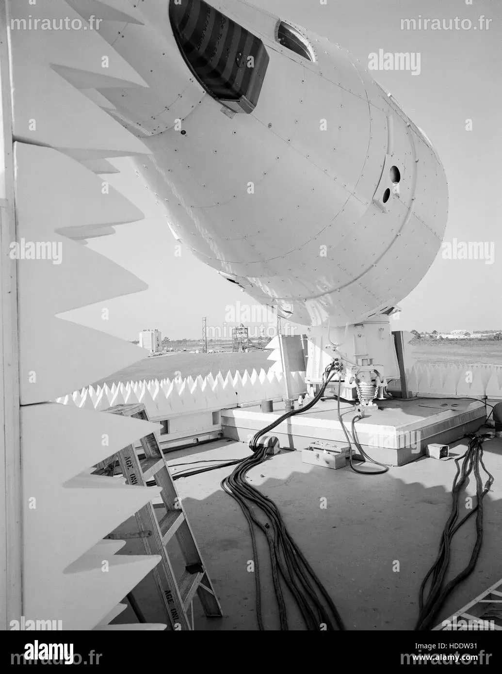 Les astronautes d'Artemis 2 arrivent au Centre spatial Kennedy en vue du lancement historique de NASA autour de la Lune