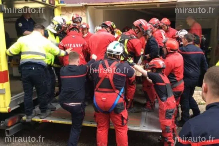 Une Femme Trouvée Abritée dans le Sous-Sol d'un Hôtel à Dubaï après des Attaques Aériennes