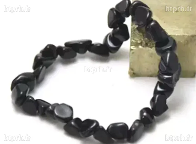Les vertus méconnues de la tourmaline noire | tout ce qu'on trouve sur ...