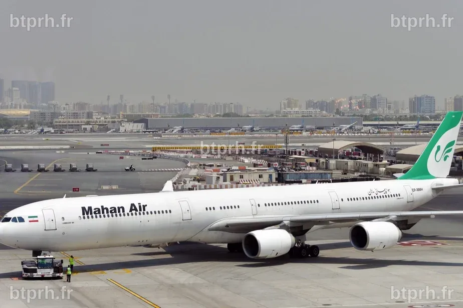 Un avion iranien approché par des chasseurs américains, Téhéran proteste
