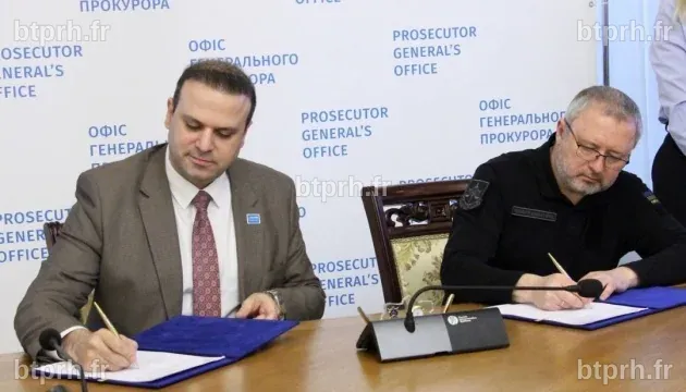 Le Procureur général de l’Ukraine et le Représentant de l'UNICEF en ...