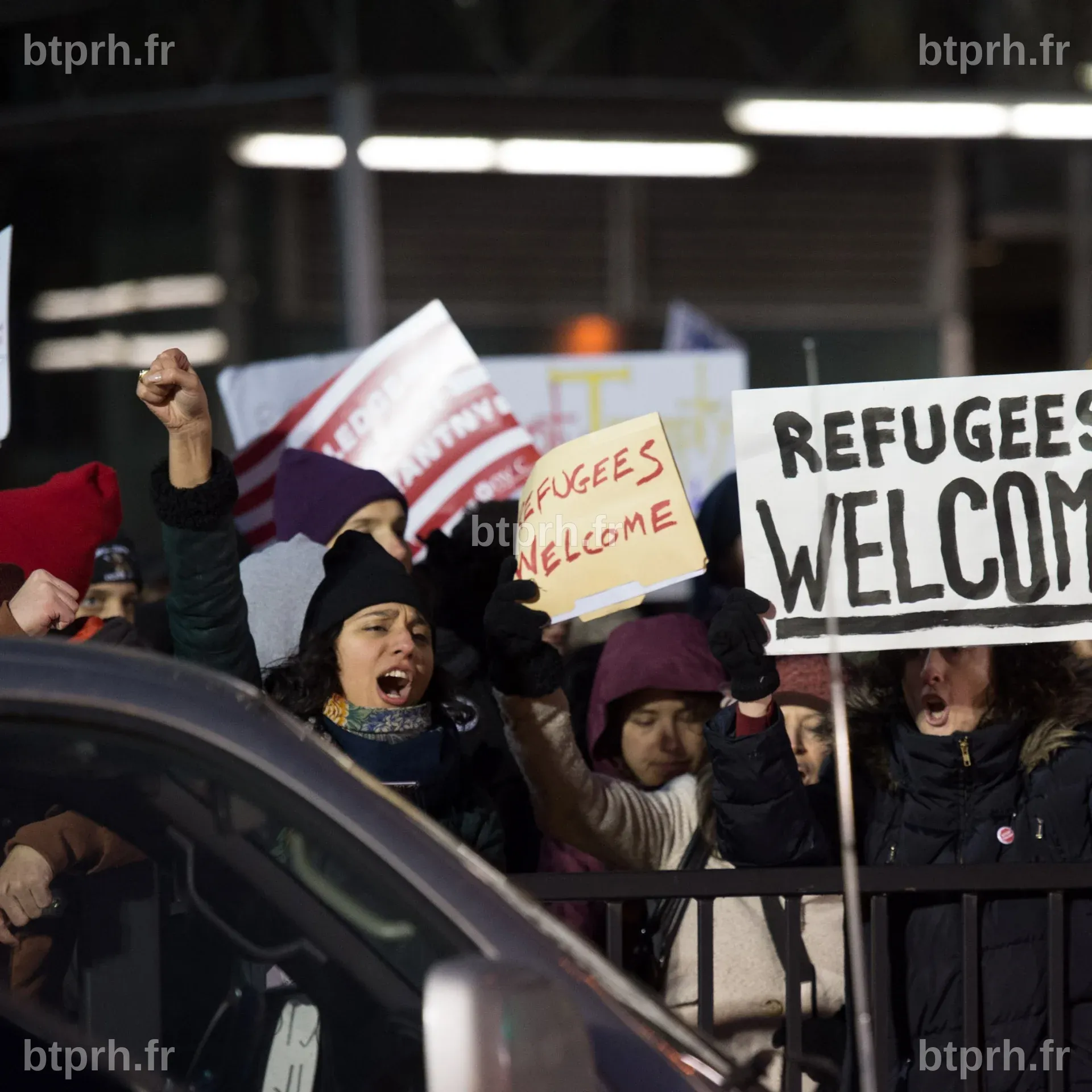 États-Unis : un juge suspend le décret anti-immigration de Donald Trump