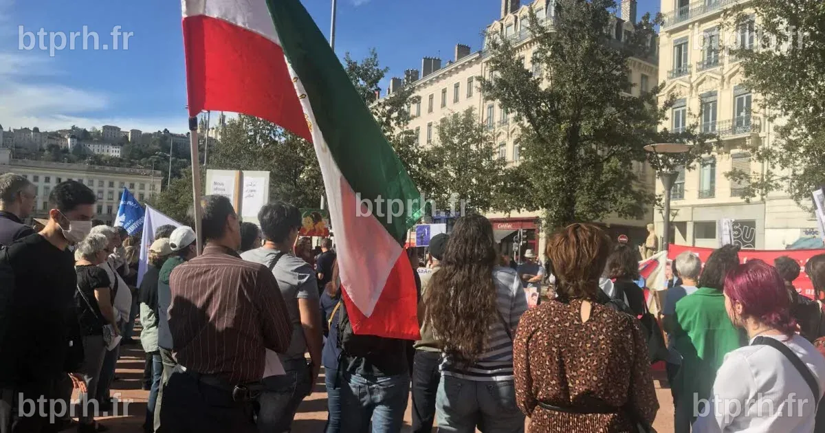 La question du jour. Révolte en Iran : Macron a-t-il raison de s ...