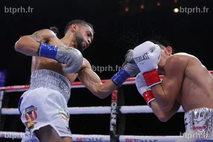 Photos: Oscar Collazo Makes History in Stopping Jerusalem For WBO Title