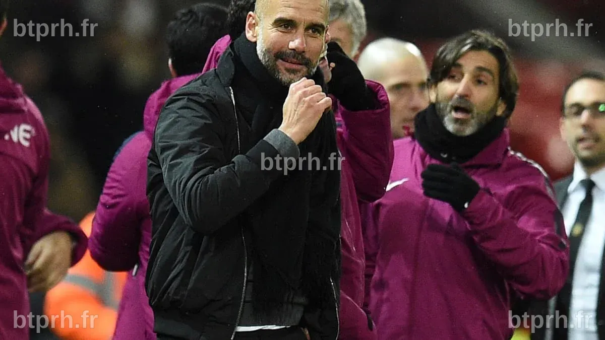 Manchester City: Pep Guardiola (une nouvelle fois) récompensé, Salah ...