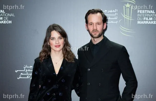 Qui est l'actrice Rebecca Marder, compagne de Benjamin Lavernhe ? - Elle