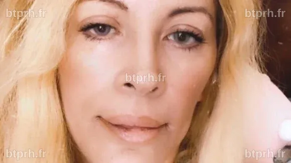 Photo : Loana et son chien Titi sur Instagram. - Purepeople
