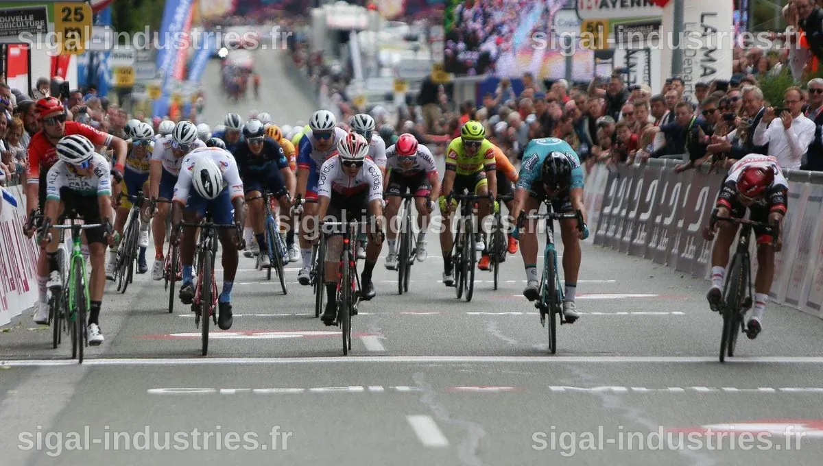 Cyclisme : Un plateau historique avec douze équipes World Tour aux Boucles de la Mayenne 2026