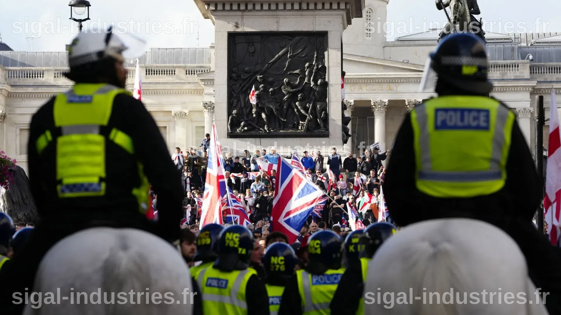 Des milliers de manifestants s'opposent à la tournée du leader d'extrême droite de l'AfD en Allemagne occidentale