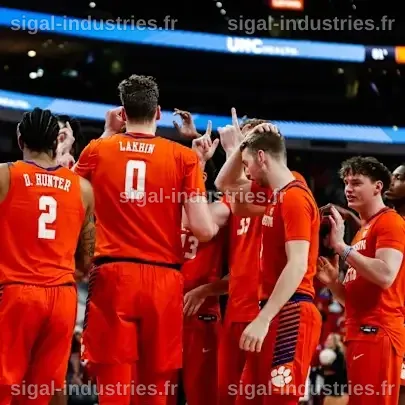 Duke, numéro 1, s'impose face à Clemson 73-61 et se qualifie pour la finale du tournoi ACC