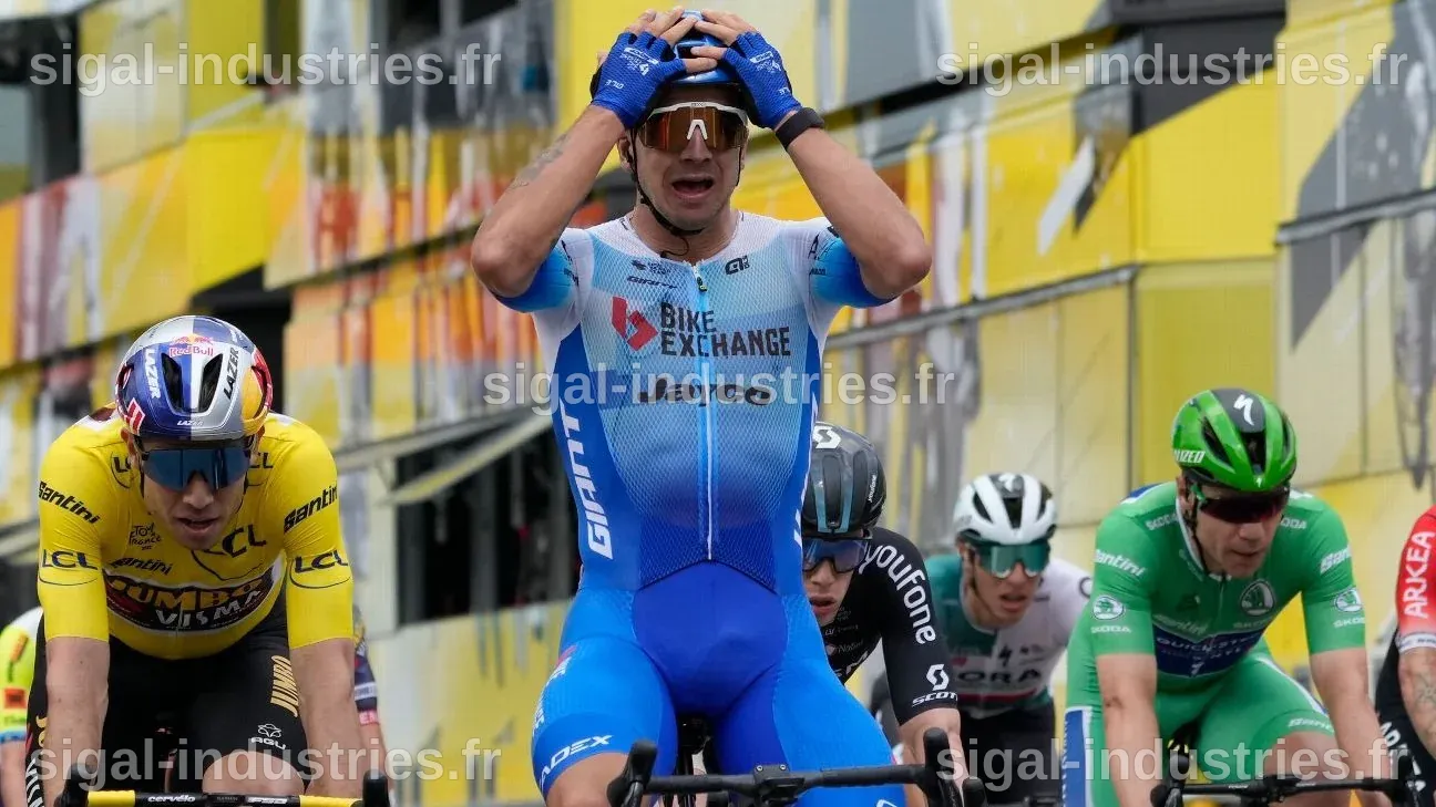 Dylan Groenewegen triomphe au Tour de Bruges et remporte sa troisième victoire consécutive