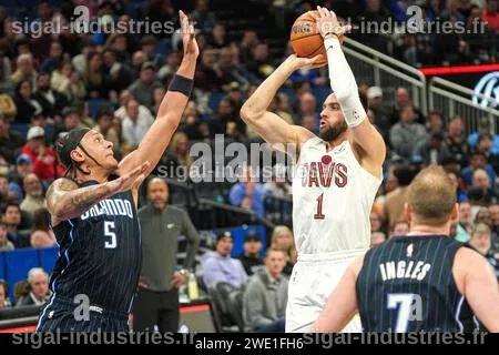 Évaluations des Joueurs : Cavaliers contre Heat – Max Strus enflamme le match avec 29 points
