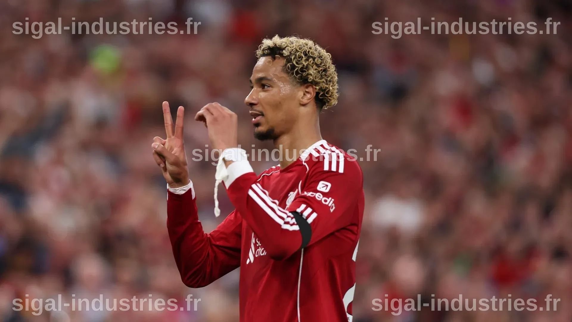 Hugo Ekitike brille à Anfield, Griezmann discret : la soirée des Français en Ligue des champions