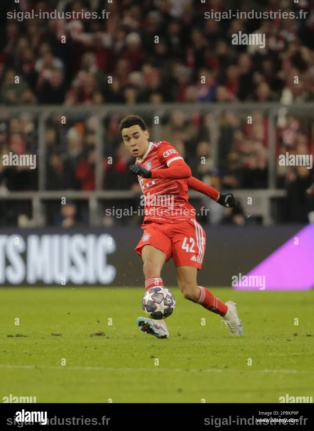 Jamal Musiala élu Homme du Match lors de la victoire 4-1 du Bayern Munich contre Gladbach
