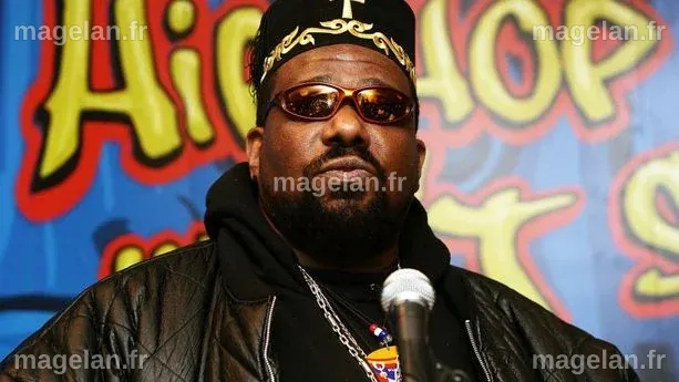 Le pionnier du hip-hop Afrika Bambaataa accusé de pédophilie | TF1 INFO