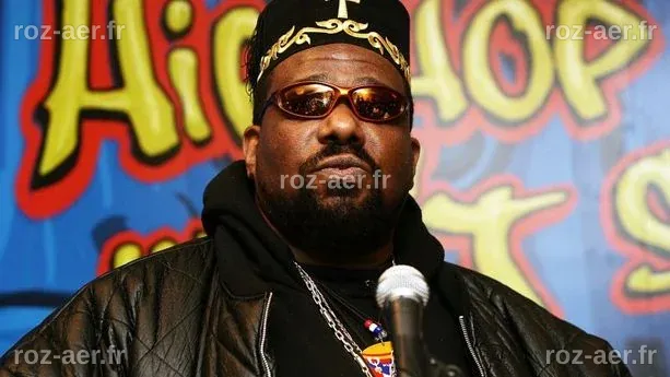 Le pionnier du hip-hop Afrika Bambaataa accusé de pédophilie | TF1 INFO