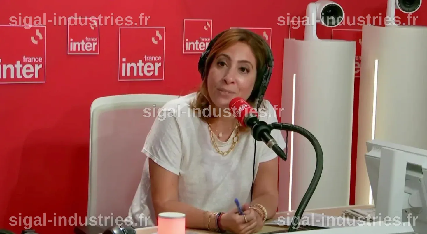 Léa Salamé : Origine et Religion - Un Voyage à Travers son Identité