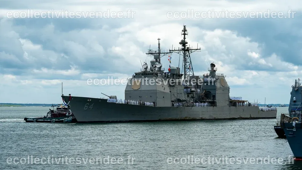 DVIDS - Images - USS Gettysburg Returns to Homeport [Image 1 of 6]