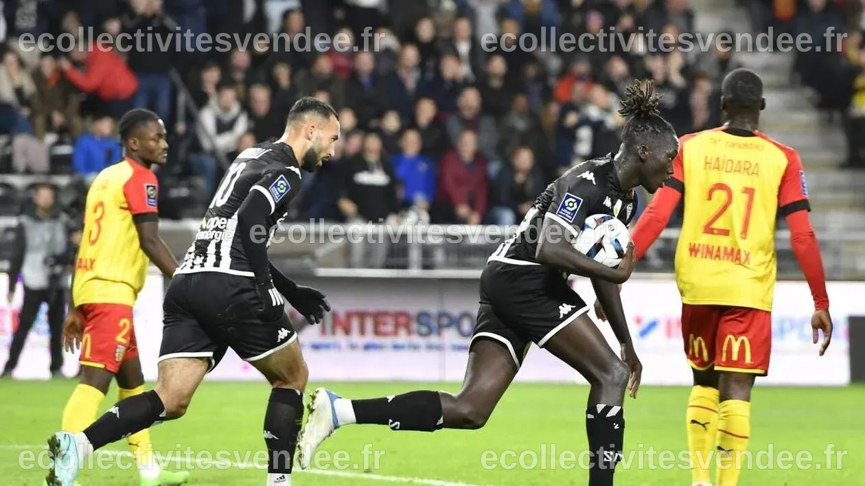 Ligue 1. Angers s’incline à domicile contre Lens et continue d’inquiéter