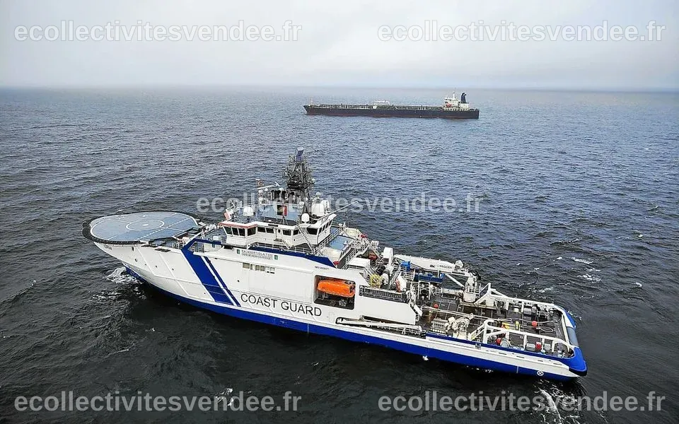 « Il pourrait y avoir 400 à 450 navires » : une « flotte fantôme ...