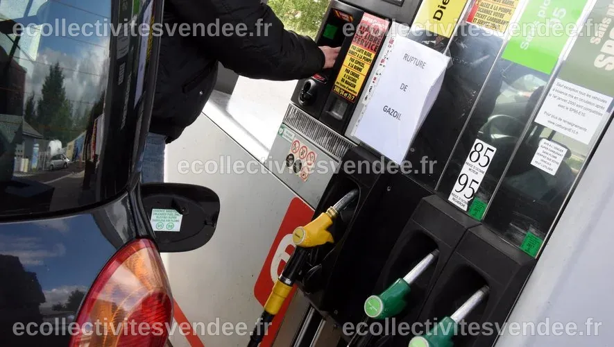 Hausse des prix du carburant : où trouver les stations-service les ...