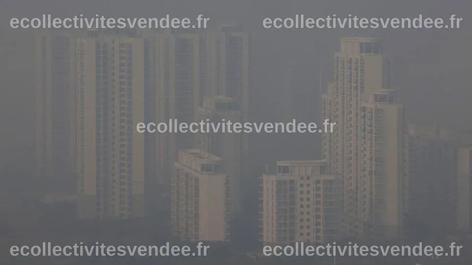 Inde: Pollution Extrême - Brouillard Toxique atteint des Niveaux ...