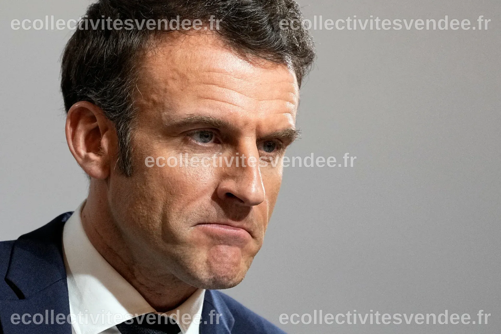 Macron traité d'"ordure" : une femme interpellée et jugée pour un post ...
