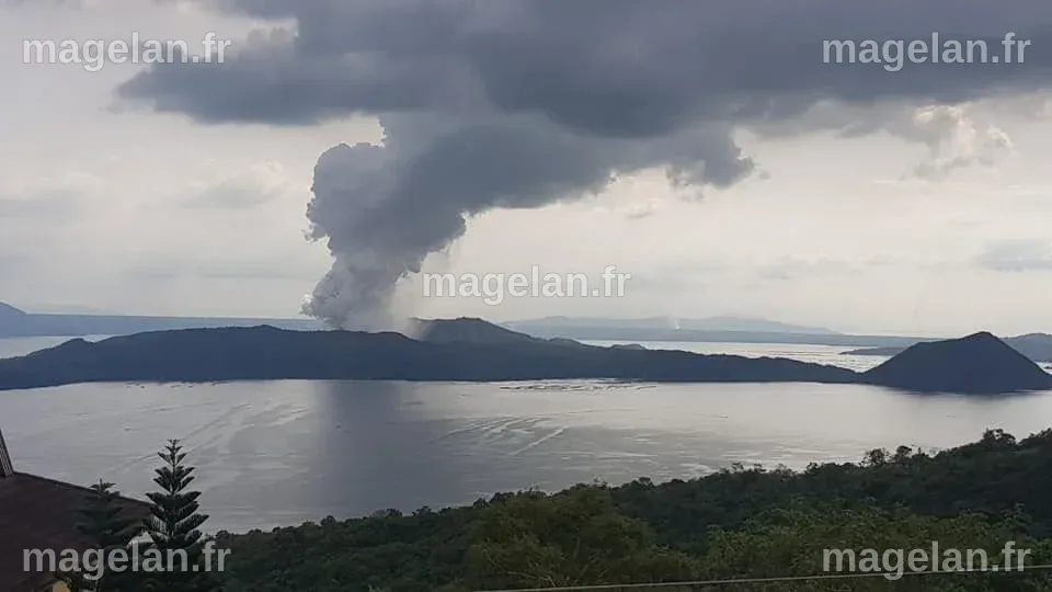 Réveil du volcan Taal : les Philippines en état d'alerte devant l ...